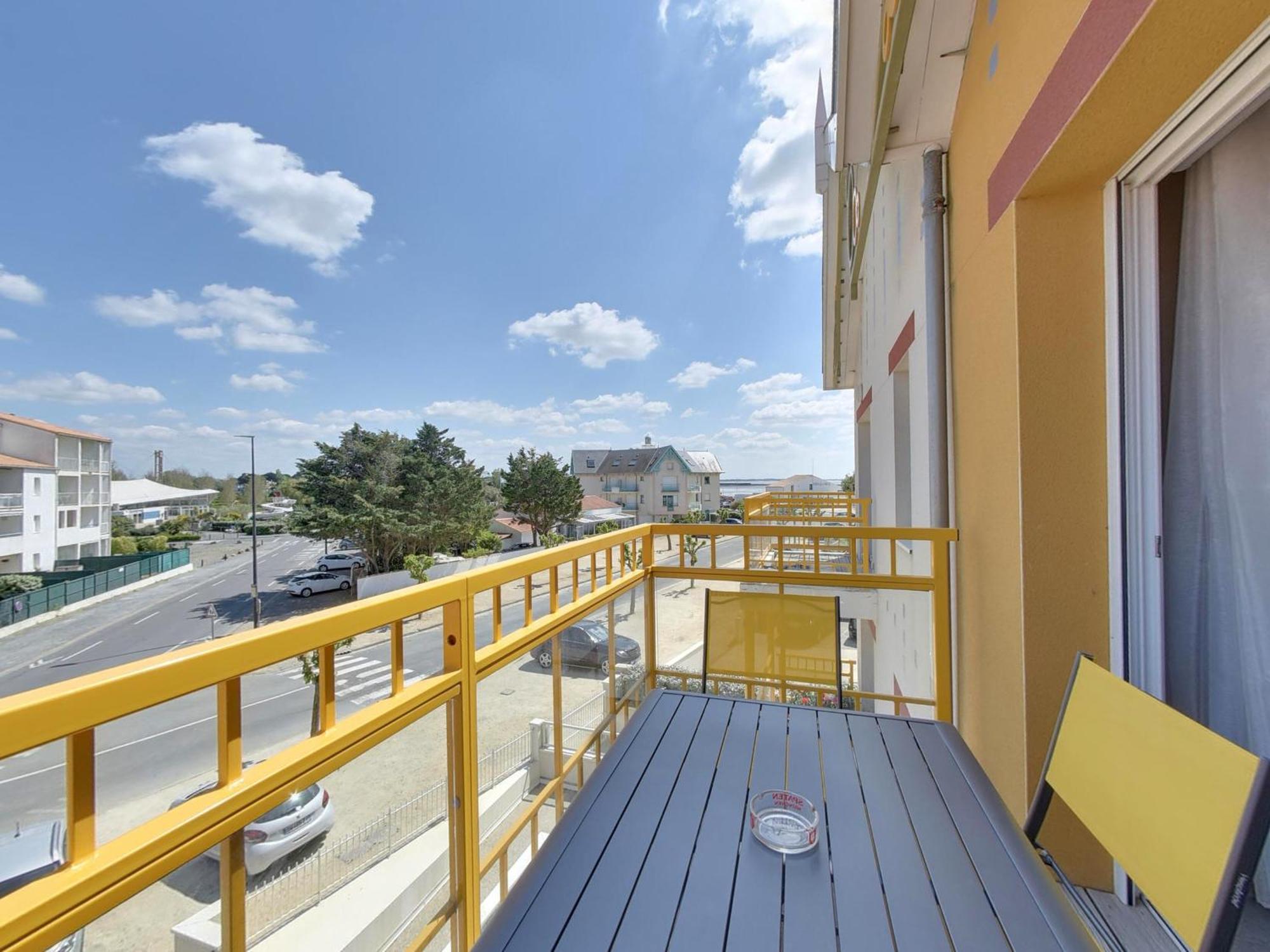 Confort 2 Pieces Pour 4 Pers, Chatelaillon-Plage, Parking - Fr-1-706-4 Bagian luar foto